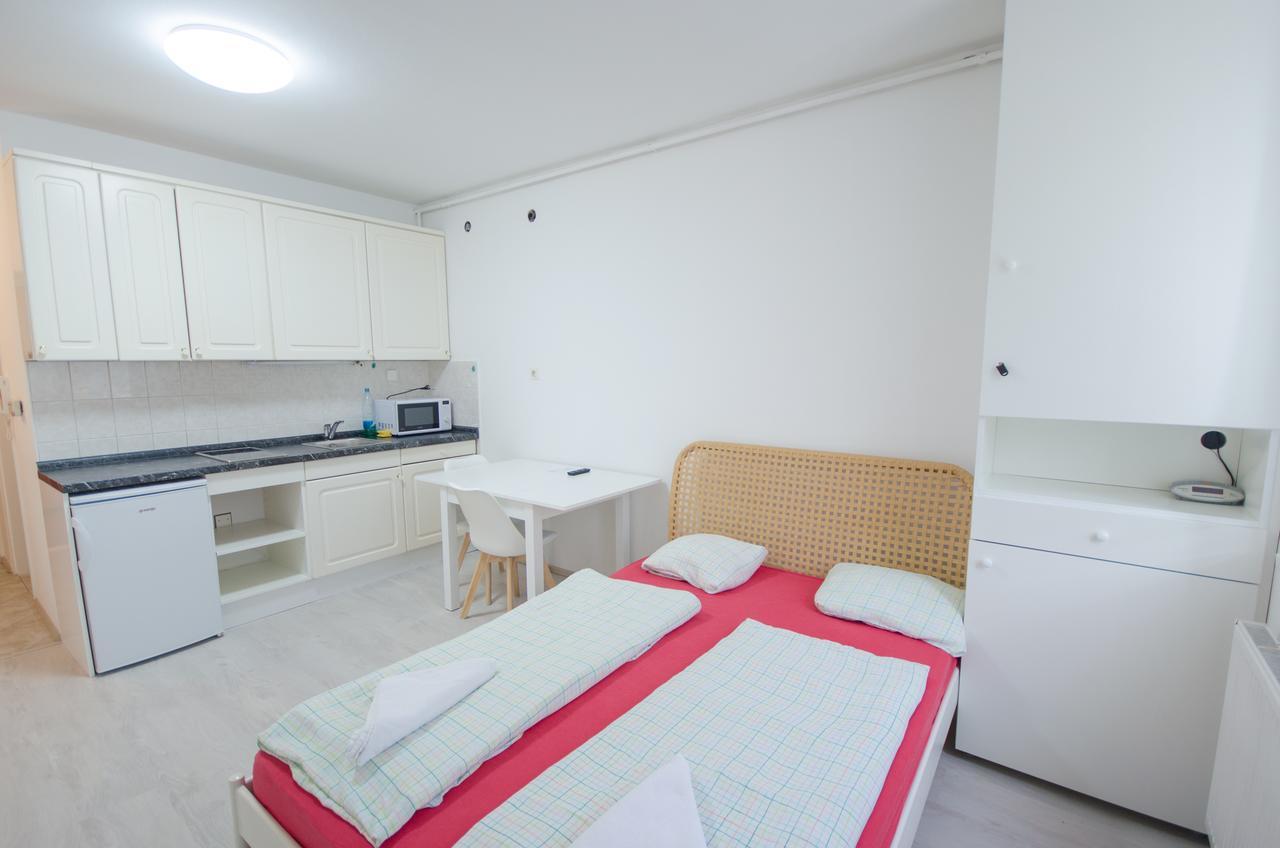 Apartment Trzaska With Free Parking Ljubljana Exteriör bild