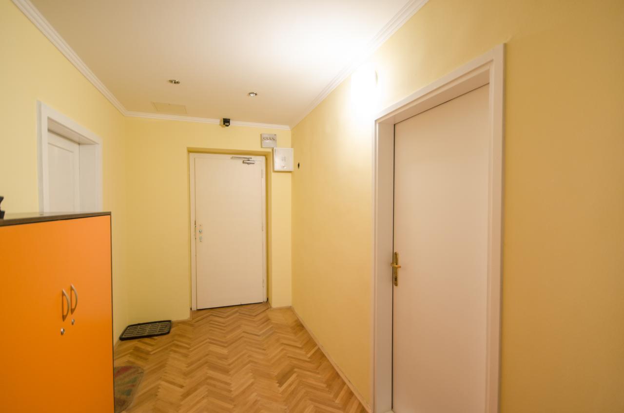 Apartment Trzaska With Free Parking Ljubljana Exteriör bild