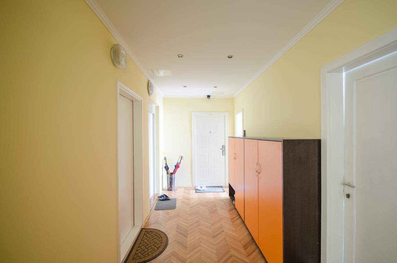 Apartment Trzaska With Free Parking Ljubljana Exteriör bild