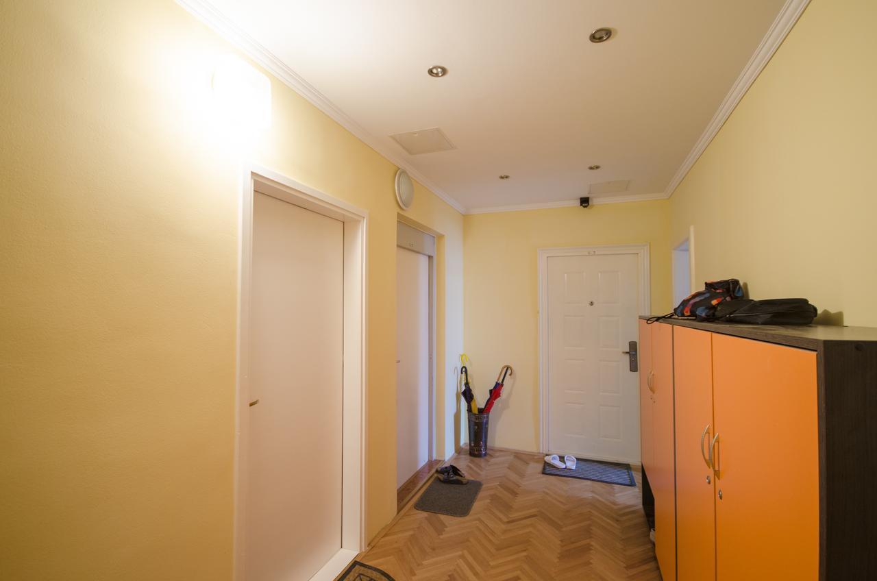 Apartment Trzaska With Free Parking Ljubljana Exteriör bild